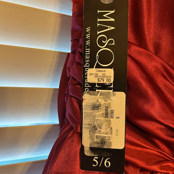 NWT Size 5/6 Ruby colored strapless formal dress - Picture 7 of 13